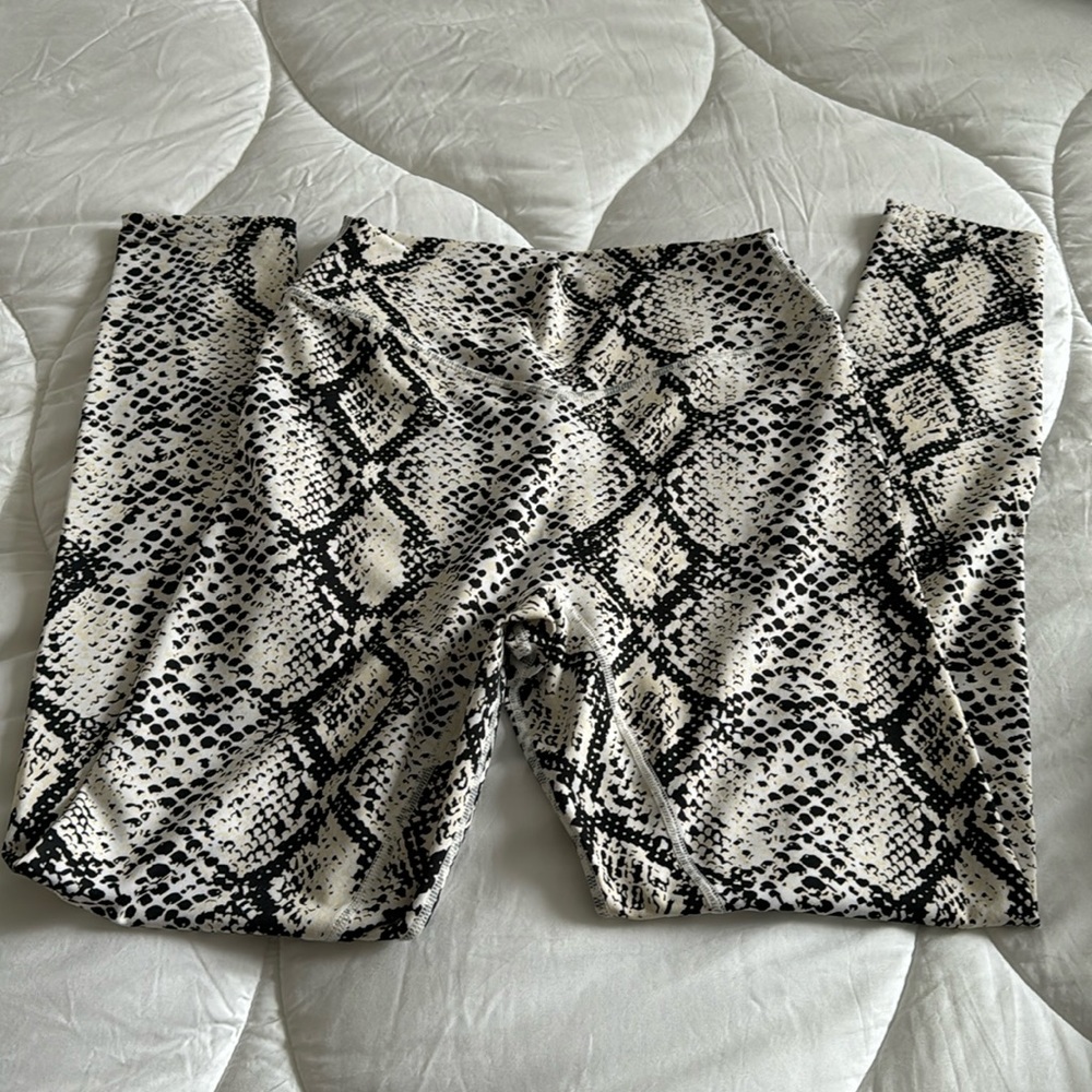 Like New Balance Athletics Leggings, size M